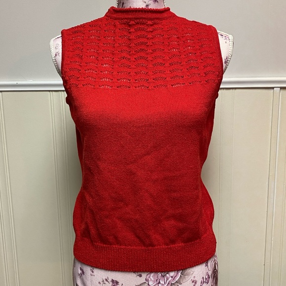 ST. JOHN Twin Set Sweater Set Cardigan and Matching Shell - Picture 8 of 16